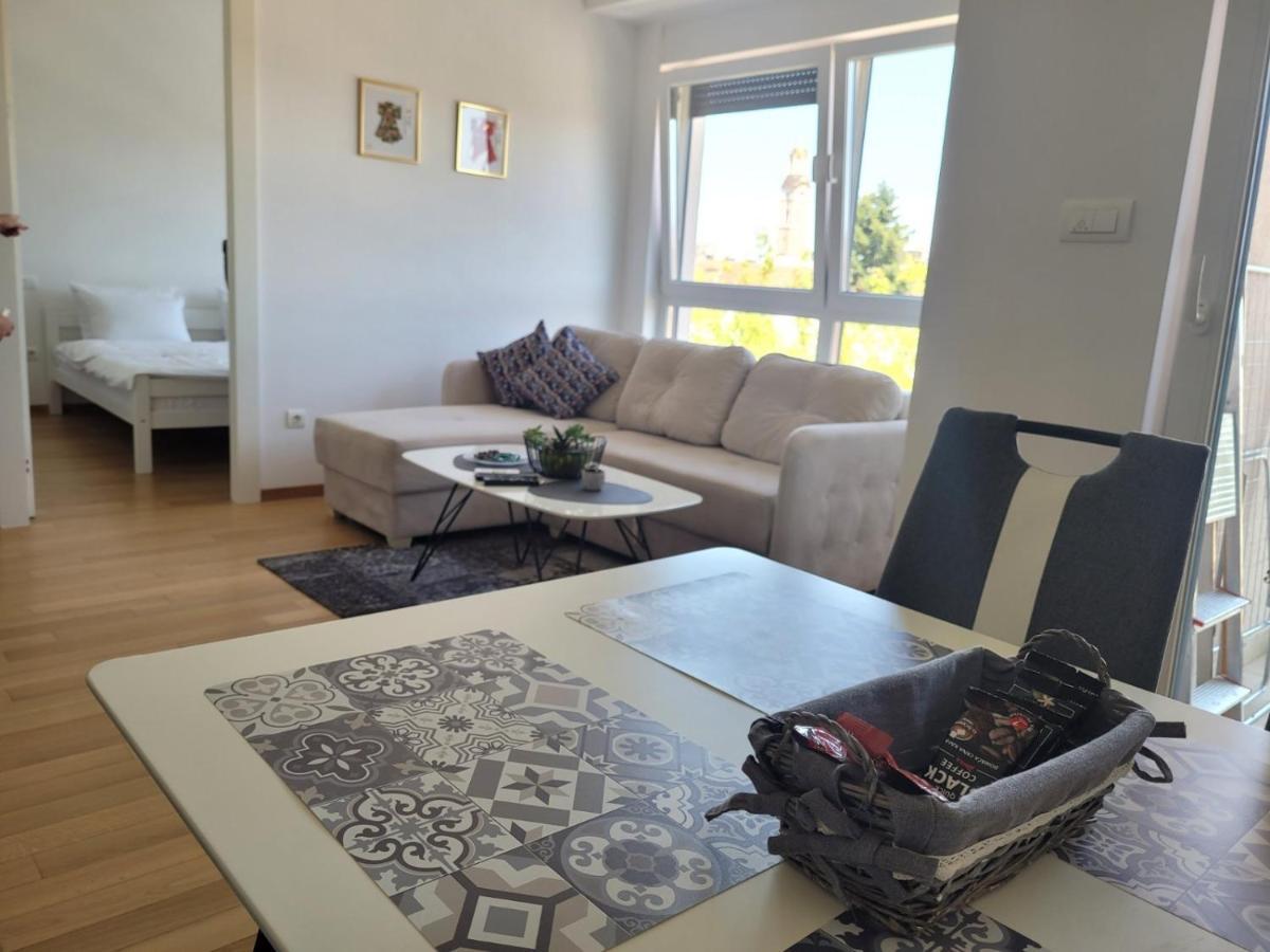 Apartmani Kastel バニャ・ルカ エクステリア 写真
