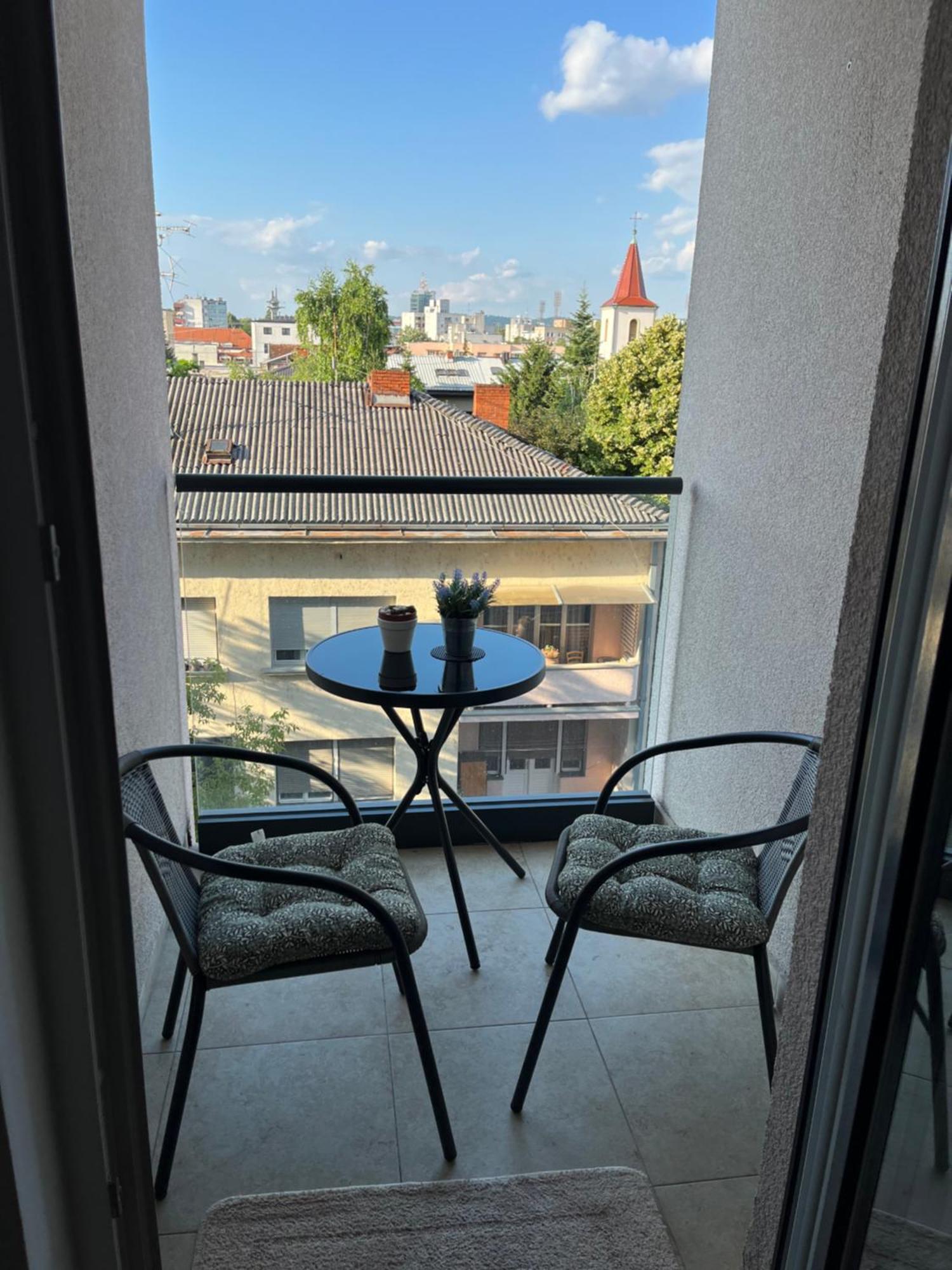 Apartmani Kastel バニャ・ルカ エクステリア 写真